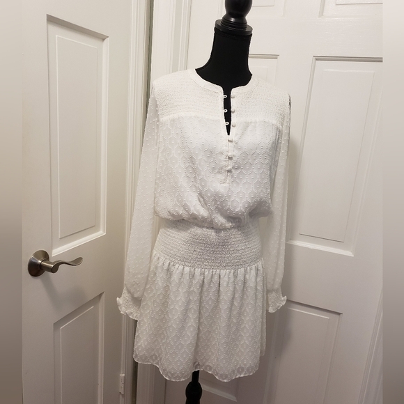 While House black Market Ivory White Smocked Blouson Dress Sz Small, Retail $160 - Picture 2 of 12